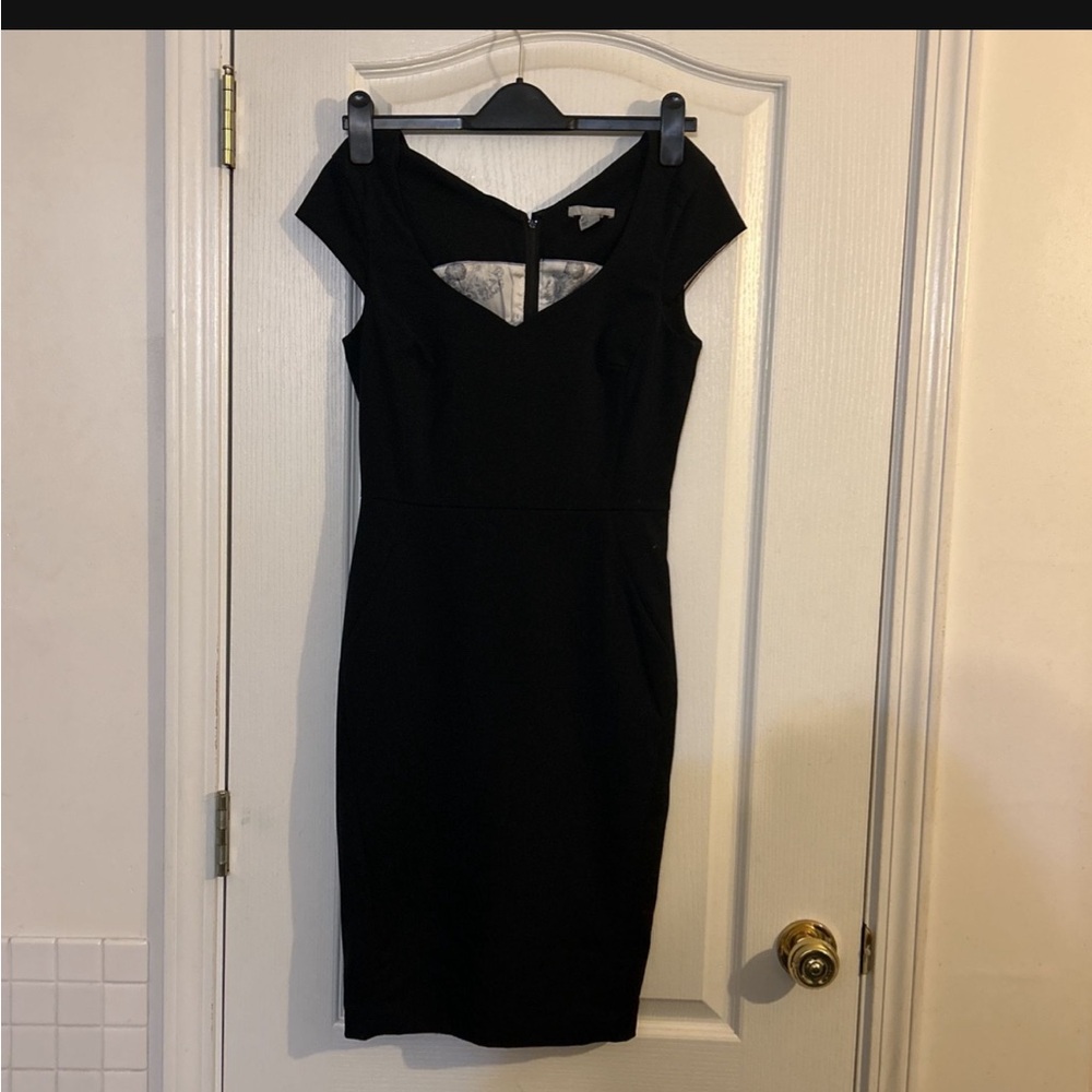 H&M Black Cocktail Sheath Dress V-Neck Cap Sleeve